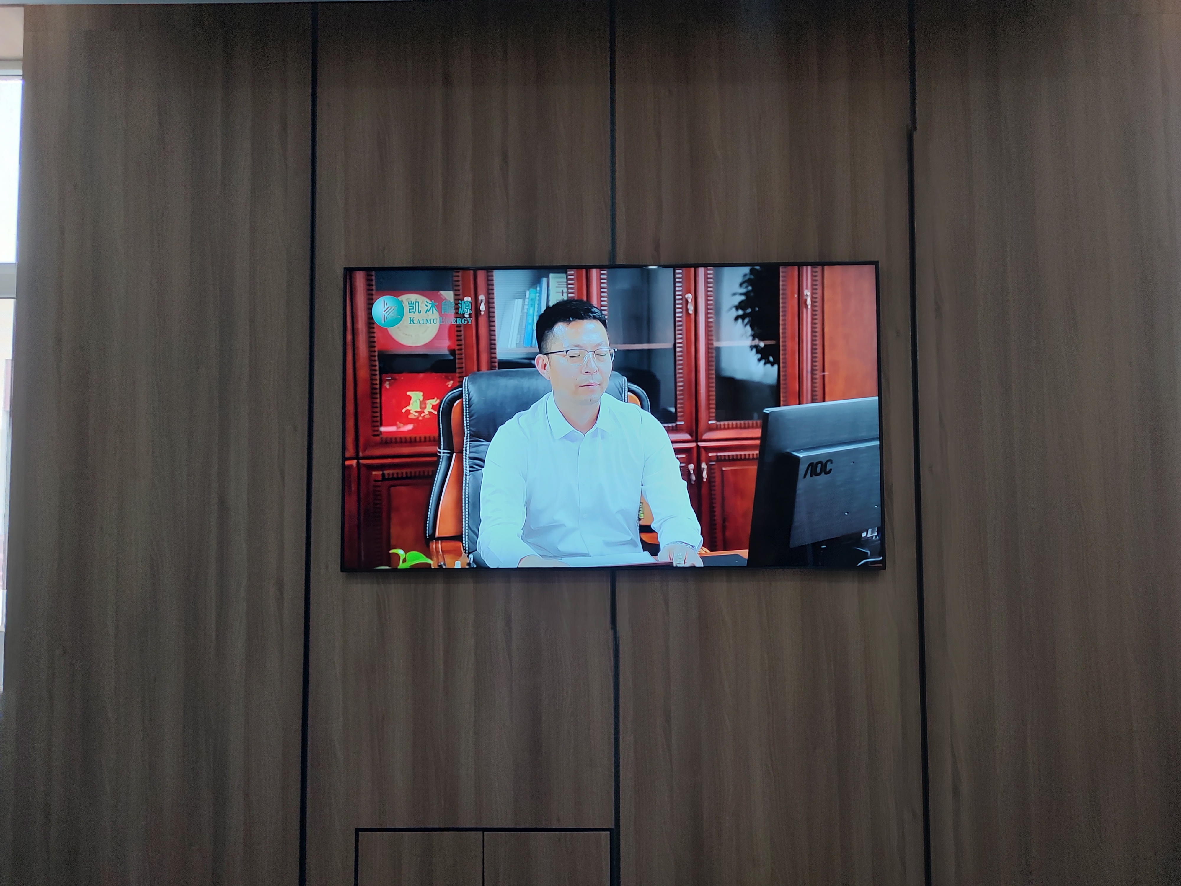 沈阳某公司65寸纸片屏项目