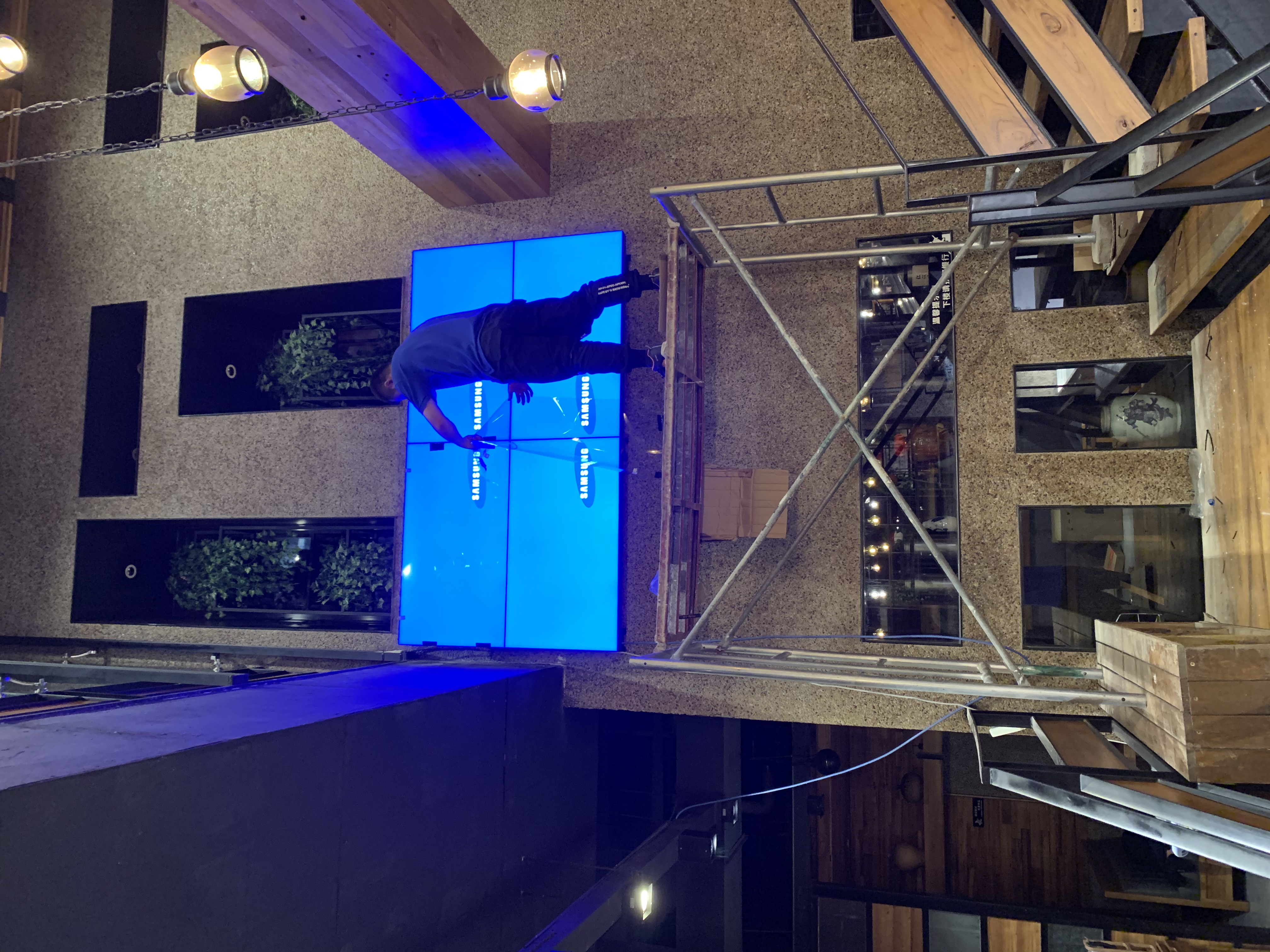 鞍山某公司拼接屏项目