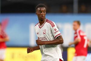 回声报谈利物浦小将尼奥尼：他的目标是进一步奠定一线队位置