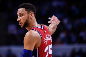 扮演替补组织型中锋！美记：76人有可能考虑迎回本·西蒙斯