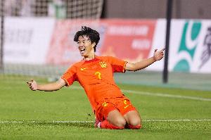 博主：16岁袁博涵完成中甲首秀，2010年龄段出战职业联赛第一人